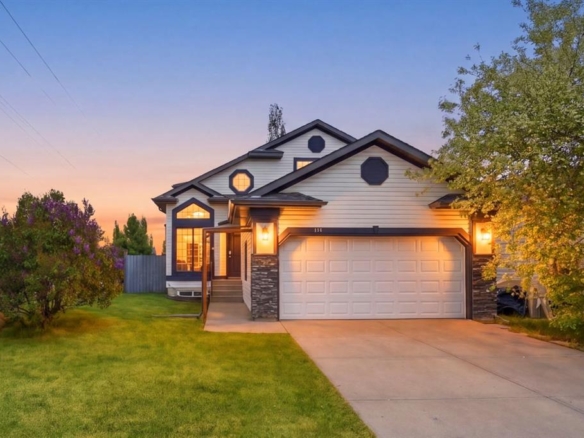 158 Shawbrooke Green SW, Calgary, Alberta, T2Y3C6
