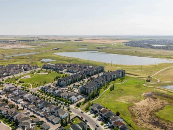 #4318 99 Copperstone Park SE, Calgary, Alberta, T2Z 5C9
