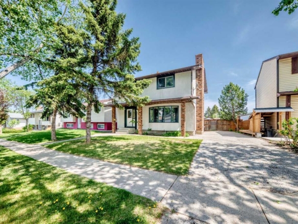 4308 55 Street NE, Calgary, Alberta, T1Y 4B7