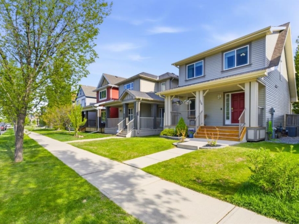 394 Copperpond Boulevard SE, Calgary, Alberta, T2Z 0Z7
