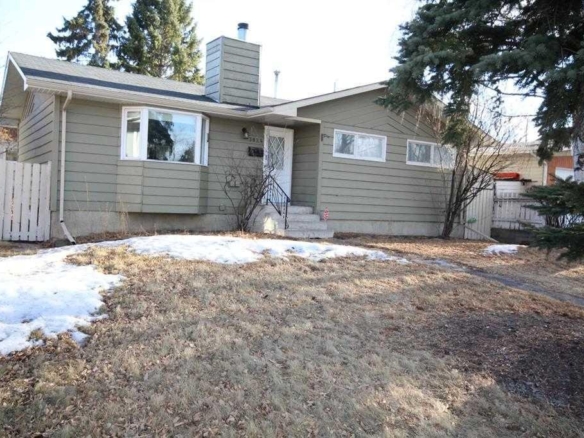 3824 BRANTFORD Drive NW, Calgary, Alberta, T2L 1H9