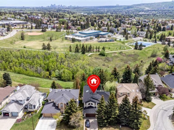 49 SCANDIA Hill NW, Calgary, Alberta, T3L1T8