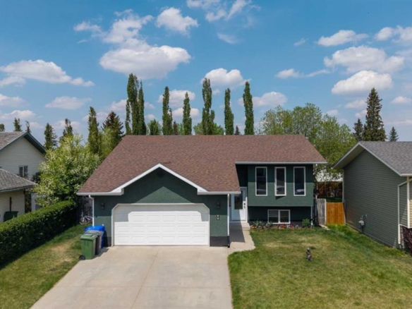 38 Balsam Crescent, Olds, Alberta, T4H 1L1