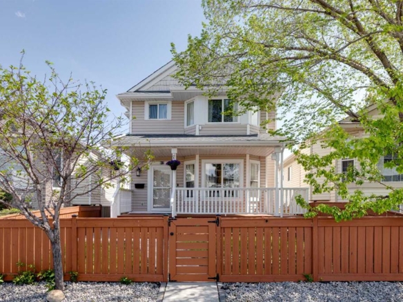 28 Hidden Point NW, Calgary, Alberta, T3A 5P5