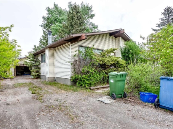 608 Aboyne Crescent NE, Calgary, Alberta, T2A 5Y8