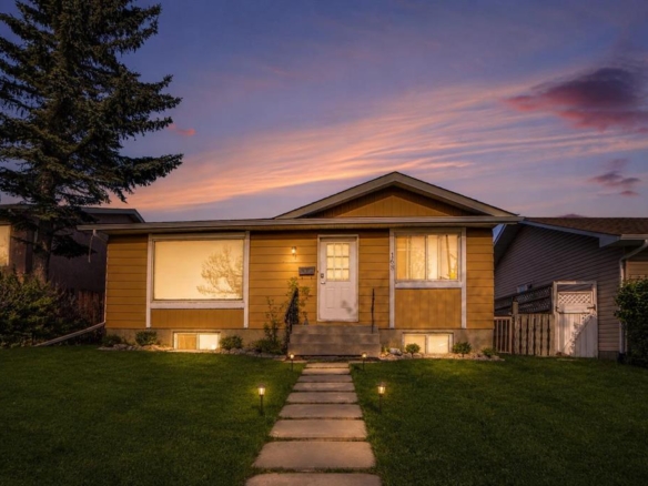 168 Castlebrook Drive NE, Calgary, Alberta, t3j5k2