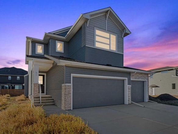 95 Dawson Wharf Mount, Chestermere, Alberta, T1X 2X7
