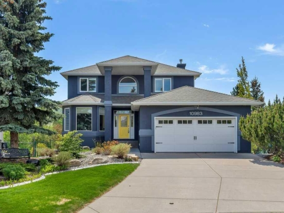 10983 Valley Springs Road NW, Calgary, Alberta, T3B 5S5