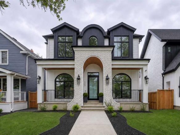 623 18 Avenue NW, Calgary, Alberta, T2M 0T9