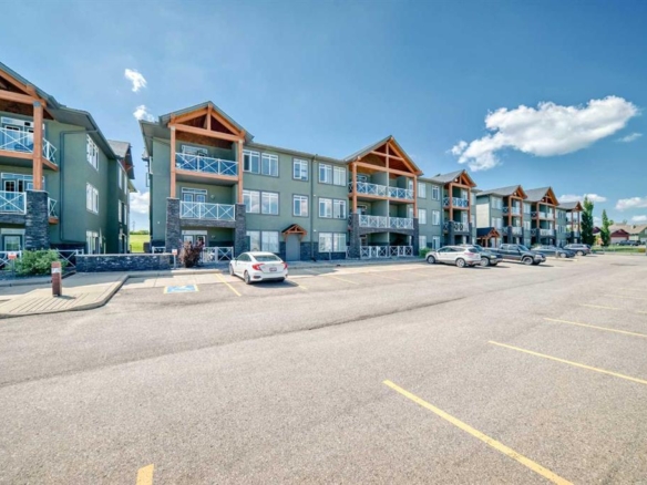 #210 1005A Westmount Drive, Strathmore, Alberta, T1P 0C3