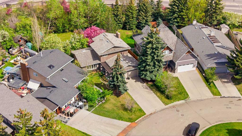 36 Varsity Estates Court NW, Calgary, Alberta, T3B 5B1