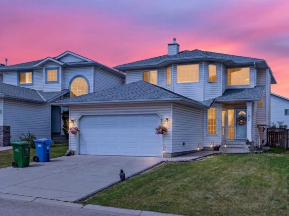 192 Arbour Wood Close NW, Calgary, Alberta, T3G 4C3