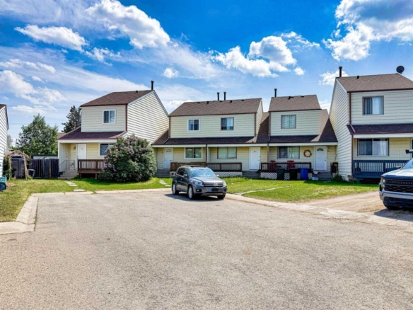 18 Princess Petra Avenue, Didsbury, Alberta, T0M 0W0