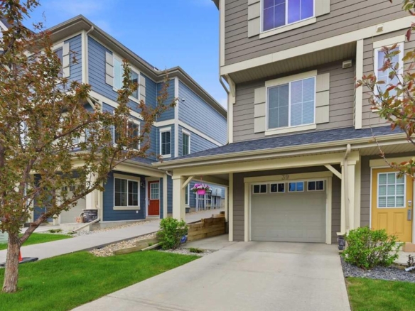 39 Kinlea Common NW, Calgary, Alberta, T3R 0S2
