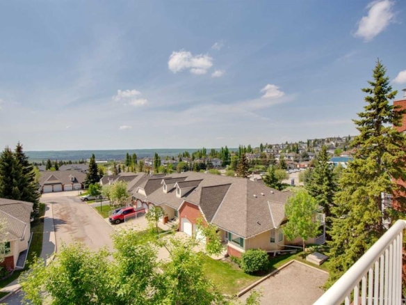 #2301 2301 Sienna Park Green SW, Calgary, Alberta, T3H 3N7