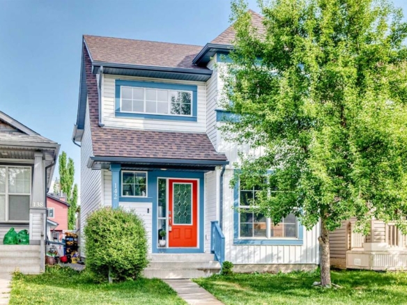 142 AUBURN BAY Heights SE, Calgary, Alberta, T3M 0A7