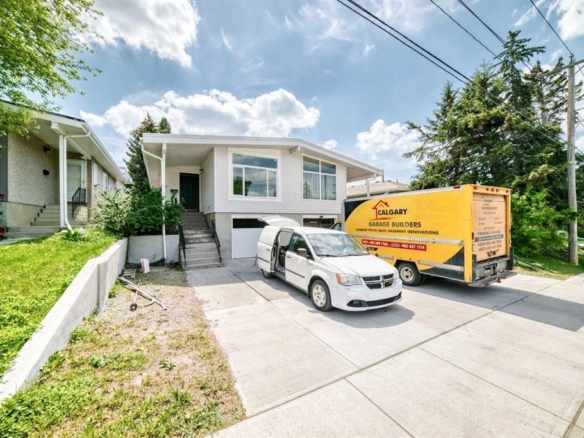 1635 24 Avenue NW, Calgary, Alberta, T2M 1Y7