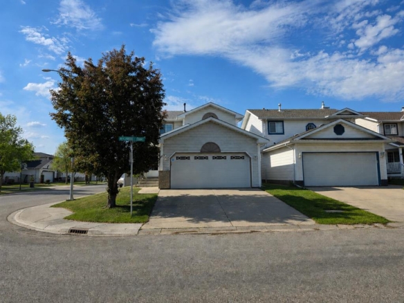 3 Riverwood Court SE, Calgary, Alberta, T2C4E9