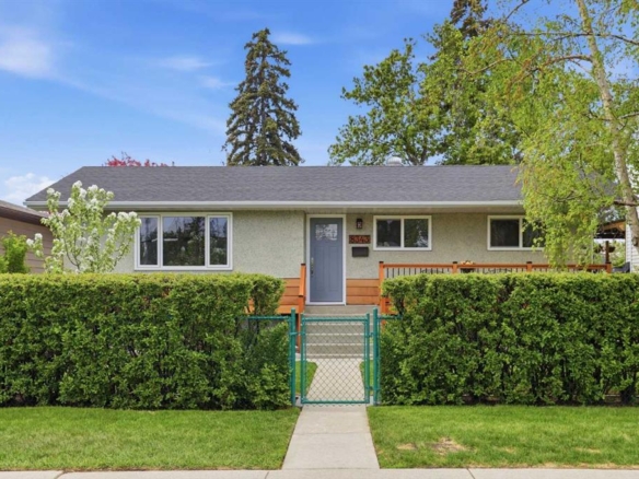 8343 48 Avenue NW, Calgary, Alberta, T3B 2A9