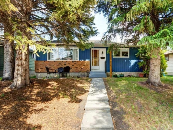 495 Queen Charlotte Road SE, Calgary, Alberta, T2J5H8