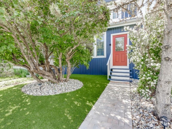 1517 12 Avenue SW, Calgary, Alberta, T3C 0R1