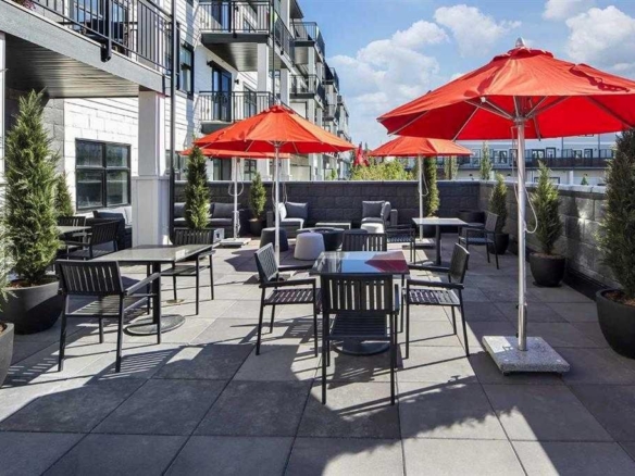 #406 255 Les Jardins Park SE, Calgary, Alberta, T2C 5W9