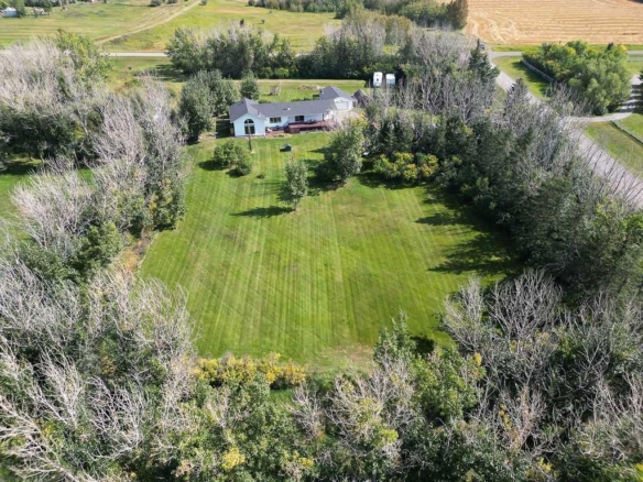 118018 380 Avenue E, Rural Foothills County, Alberta, T1V 1N3