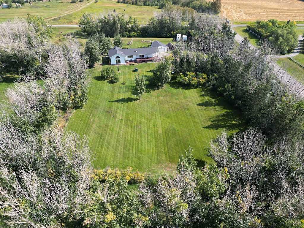 118018 380 Avenue E, Rural Foothills County, Alberta, T1V 1N3
