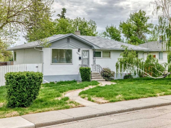 6040 Thornburn Drive NW, Calgary, Alberta, T2K 3P7